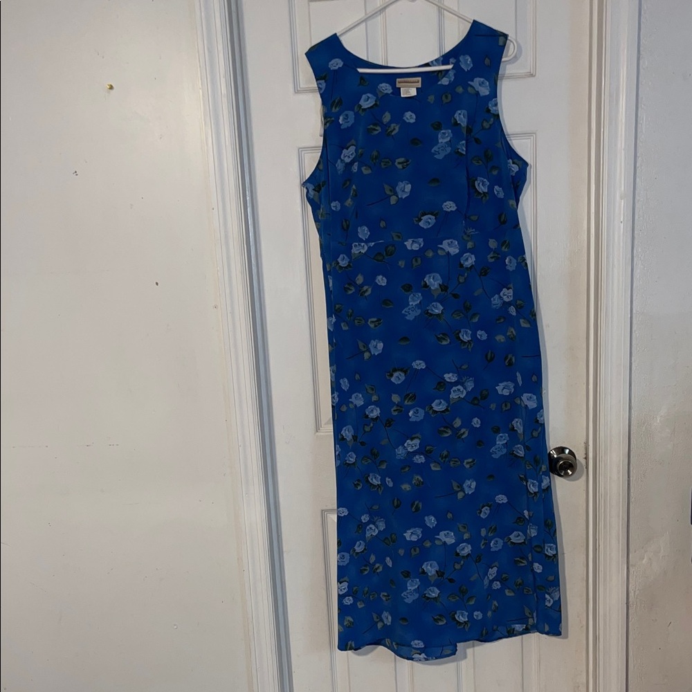 Expressions vintage 90’s  long Floral Blue Sleeveless Dress. Cinch tie in back